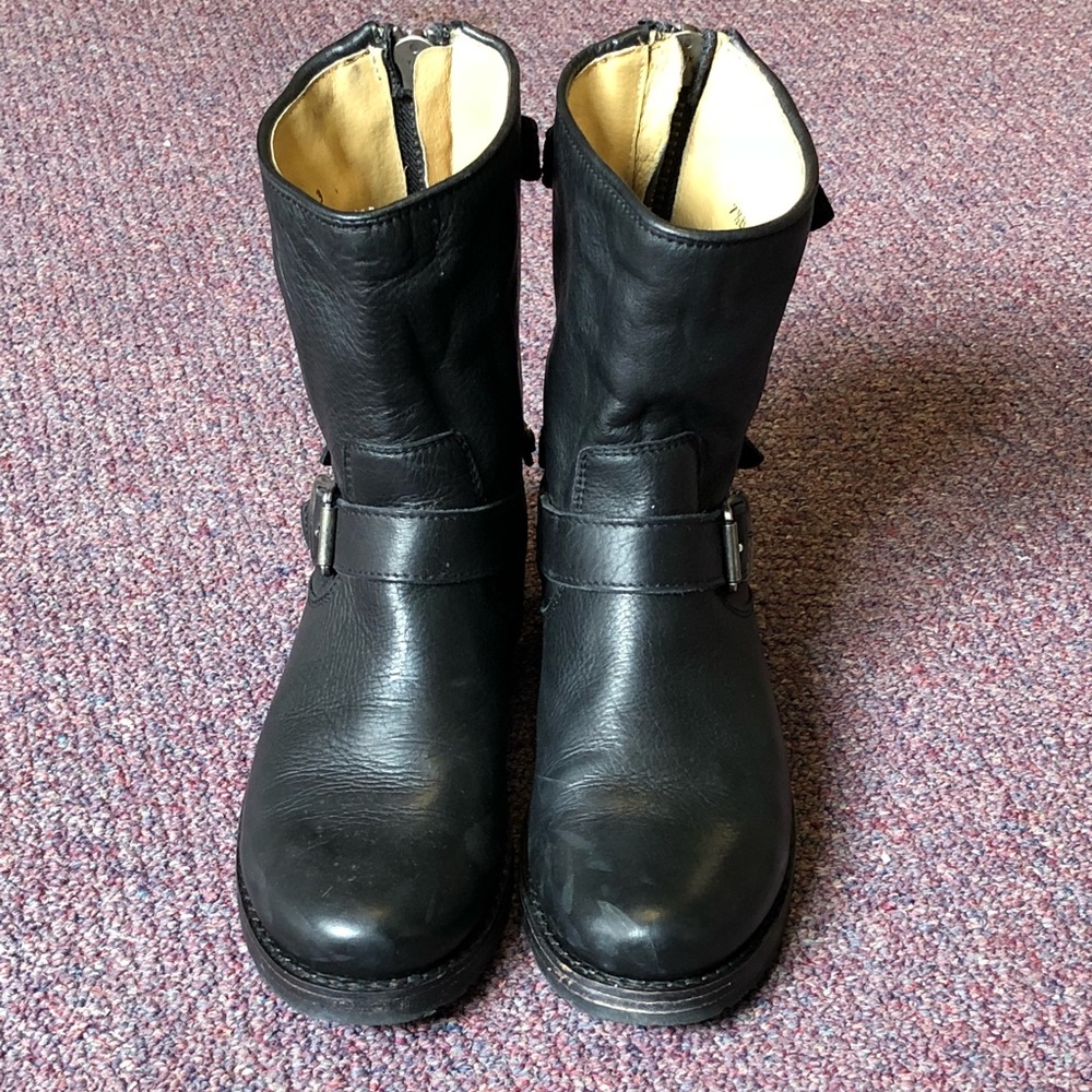 Frye Veronica short boot